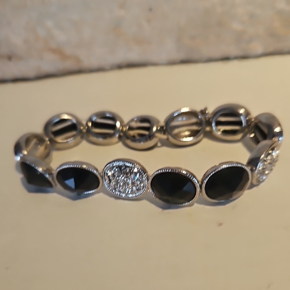 Elegant Black and Silver Bracelet